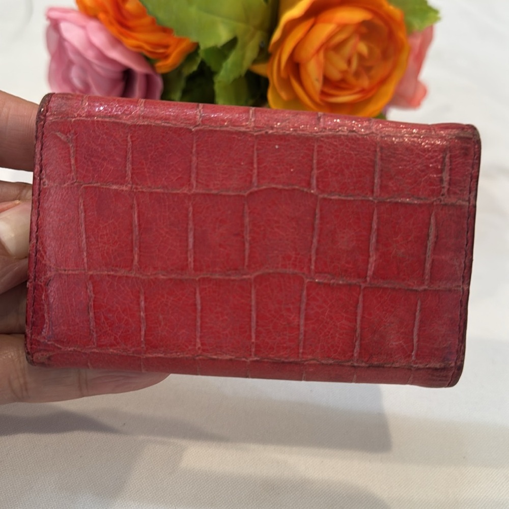 Authentic Miu Miu Pink Crocodile-Embossed Leather Key Case - Picture 2 of 11